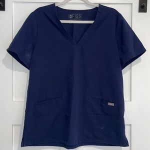 FIGS Casma Three Pocket Scrub Top
